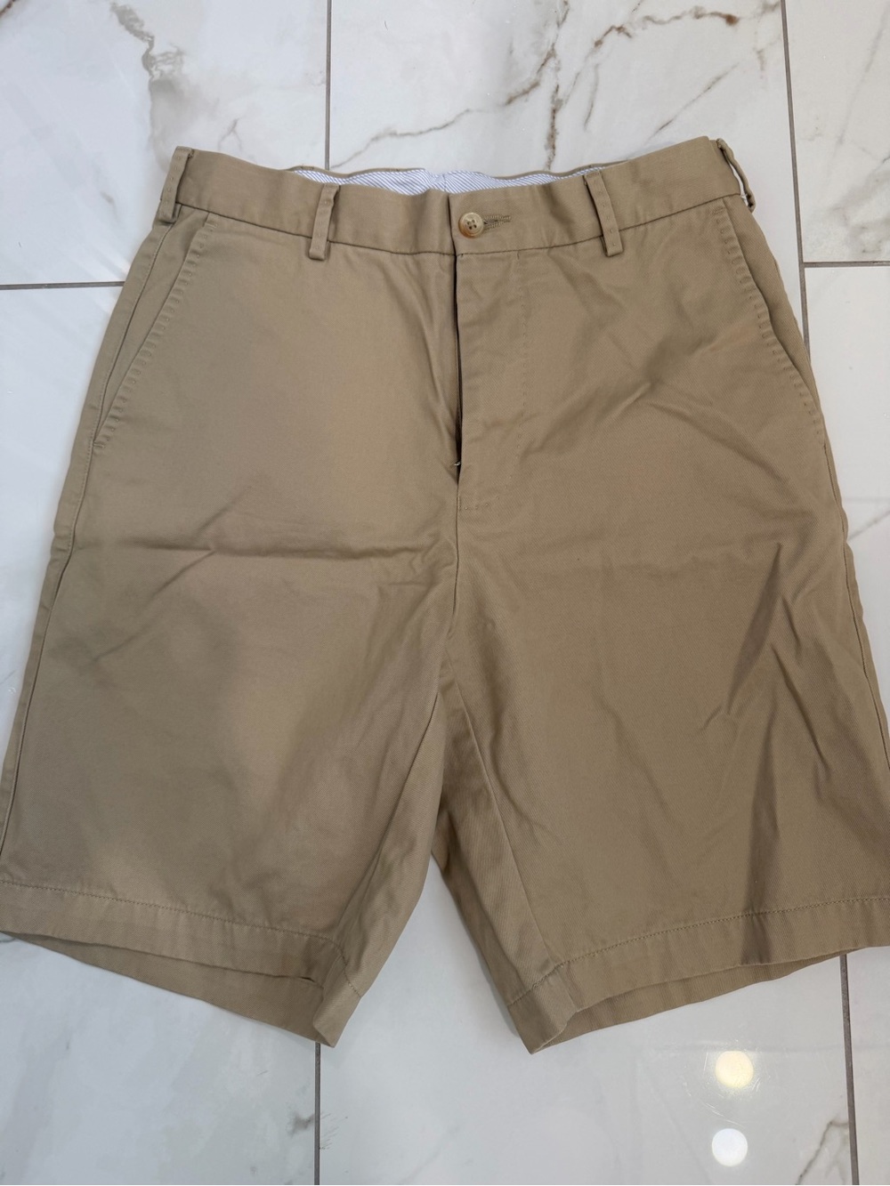 Custom Classic Men's Khaki Shorts 28 inch waist